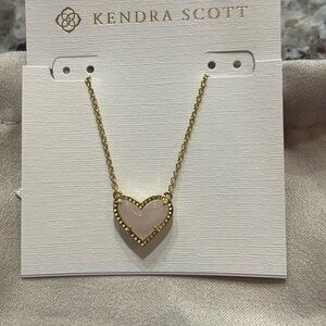 Kendra Scott Ari Heart Gold Pendant Necklace in Rose Quartz